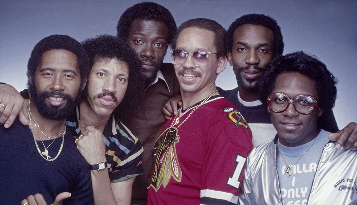Commodores – Lady (You Bring Me Up)