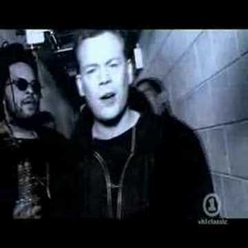 UB40 – Can’t Help Falling In Love