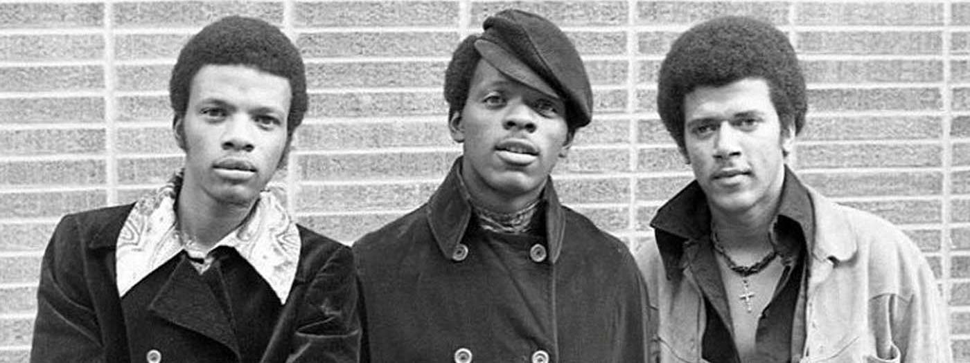 The Delfonics – Didn't I (Blow Your Mind This Time) [Restored]