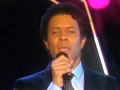 Gregory Abbott – Shake You Down (Live)